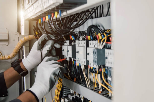 Best Licensed Electrician  in Hilton, NY